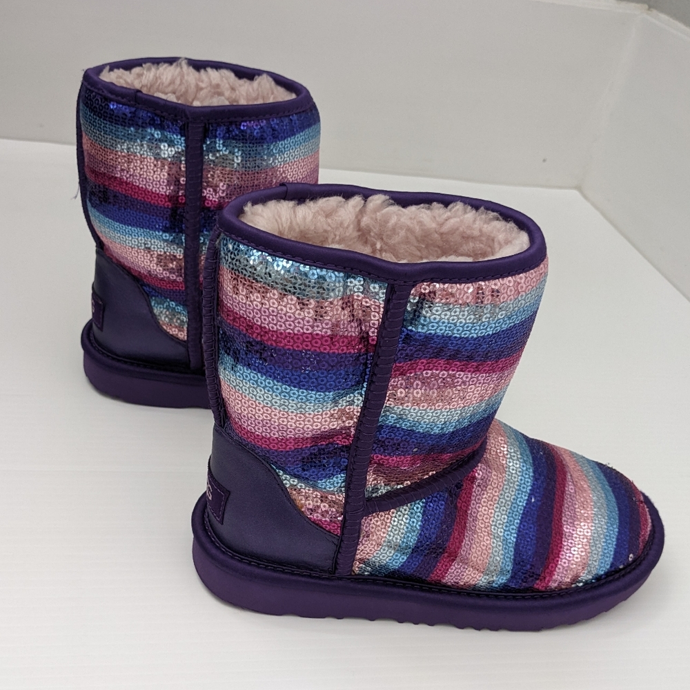 EUC Girls UGG Boots - Rainbow, Size 3
